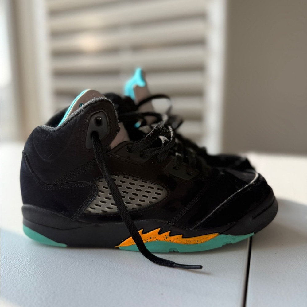 Jordan 5 retro.